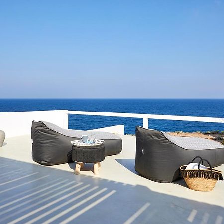 Infinite Blue Luxury Suites Fira  Luaran gambar