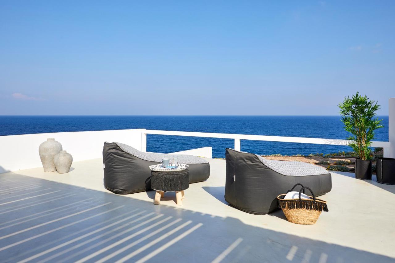 Infinite Blue Luxury Suites Fira  Luaran gambar